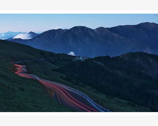 中国电信B2B业务打通企业数字化通道_客户获取与转化路径的迥异